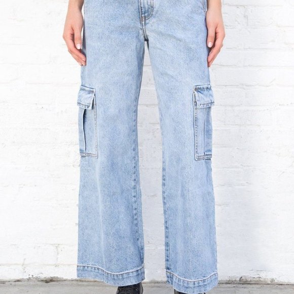 Brandy Melville / John Galt Light Wash Tatum Cargo Jeans - Picture 1 of 4